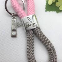 Schlüsselanhänger aus Segelseil/Segeltau, Zwischenstück "Halt die Ohren steif", rosa/grau Bild 1