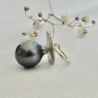 Tahiti-Perlenanhänger 9,9 x 12 mm mit Silber, Tropfen in anthrazit grauer Naturfarbe, Silberdeckel,authentisch und edel Bild 3
