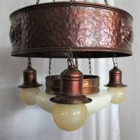 Deckenlampe aus Kupferblech mit Glaskuppel um 1920 Bild 10