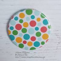 Button / Magnet mit bunten Kreisen auf weißem Untergrund ~ 38mm Bild 1