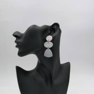 lange graue Ohrringe aus Polymer Clay Bild 6