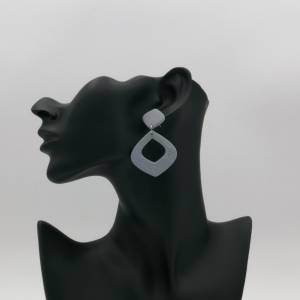 große graue Ohrringe aus Polymer Clay Bild 6