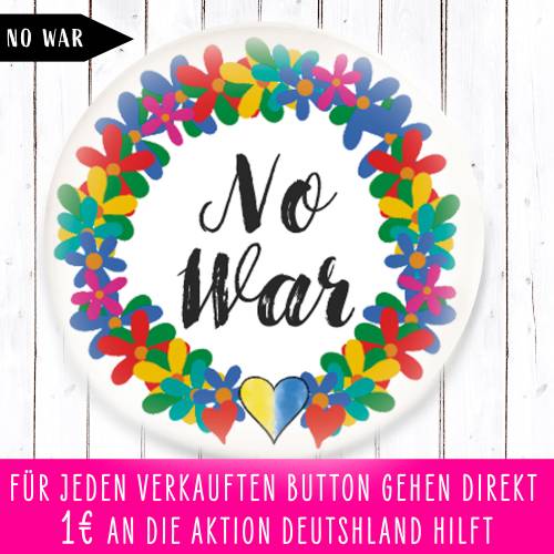 Charity Button No War Blumenkranz