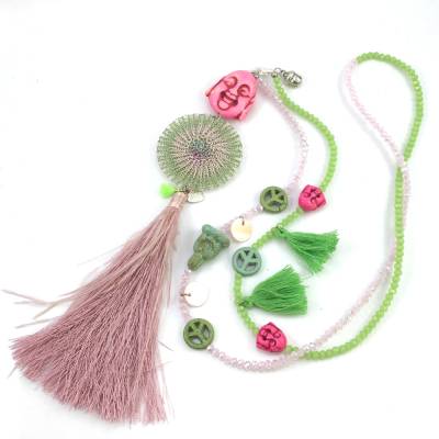 QUASTEN Kette BUDDHA - rosa / grün - mit doppelt gestricktem doubleface Scheiben-Element und kleinen Howlith Buddhas und