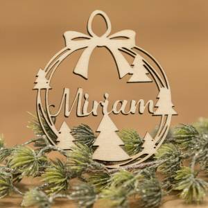 Personalisierte Christbaumkugeln / Weihnachtskugeln aus Holz / Weihnachtsgeschenk / Weihnachtsbaumschmuck Bild 3