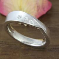 Schmaler Ring aus Silber 925/- mit Zirkonia, verdreht Bild 3