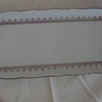 Dekorative Kuchenplatte aus Porzellan mit einem silbernen Dekor.  von Mitterteich Bild 2