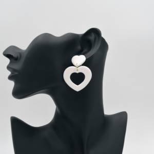 Große Herz-Ohrringe Rot Weiß aus Polymer Clay Bild 5
