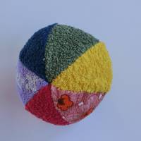 Babyball Baumwolle Frottee Upcycling aus alten Handtüchern 11 -12 cm mit Glöckchen Bild 3