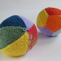 Babyball Baumwolle Frottee Upcycling aus alten Handtüchern 11 -12 cm mit Glöckchen Bild 5