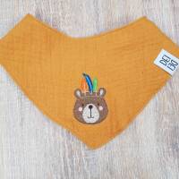 Handbesticktes Halstuch für Babys und Kleinkinder "Waldtiere" Bild 2
