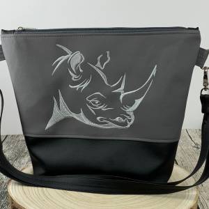 Nashorn - Tasche Handtasche Umhängetasche Milow aus tollem Kunstleder handmade genäht und bestickt grau und schwarz Bild 1