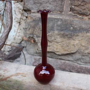 filigrane Vase rot Glas mundgeblasen Lauscha 70er Jahre Vintage DDR Bild 2