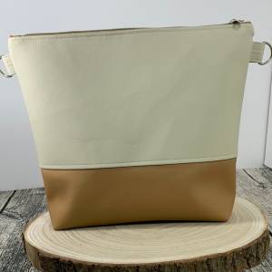 Katzen - Tasche Handtasche Umhängetasche Milow aus tollem Kunstleder handmade genäht und bestickt beige und braun Bild 3