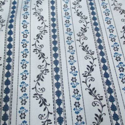 Trachtenstoff Dirndlstoff Popeline Blumen Ranken hellblau-blau Töne Oeko-Tex Standard 100(1m/12,-€)