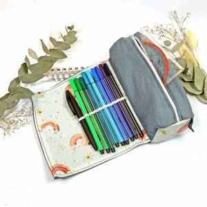 Geschenk Schulanfang, Federmäppchen Schule - blau - Stiftemäppchen mit Gummiband, Mäppchen für Schulanfang, Regenbogen Bild 1