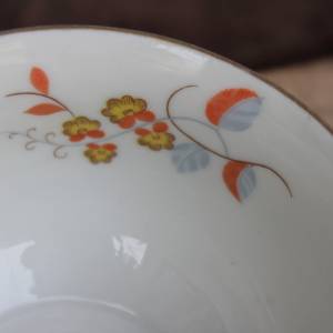 4 Teetassen Kaffeetassen Tassen mit Untertassen Goldrand  Blumendekor Porzellan 30er Jahre Bild 8