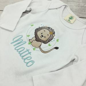 Bestickter Baby Body mit Löwe als Geschenk zur Geburt Taufe Pate personalisiert mit Name Geschenkidee für Mädchen und Ju Bild 6