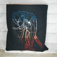 Buchhülle, Buchtasche mit Stickerei in Regenbogenfarben Elefant Bild 8