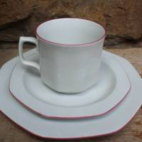 Kaffeegedeck Teetasse Kaffeetasse Kuchenteller  achteckig roter Rand Seltmann Weiden Bild 1
