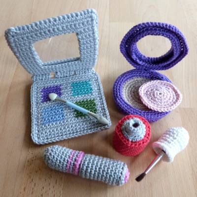 Häkelanleitung Schminksachen zum Spielen, Lippenstift, Puder, Nagellack, Lidschatten, pdf-Datei