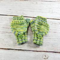 Fäustlinge für Babys mit Kappe Hellgrün handgefärbte Wolle Bild 6