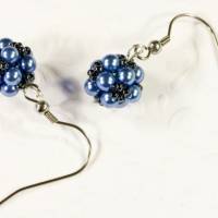 Ohrringe: kleine Blumenkugel ~ Azurblau Bild 2