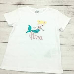 Namensshirt für Babys Mädchen Meerjungfrau Geschenk zum Geburtstag auf Wunsch mit Zahl T-Shirt Kurzarm Langarmshirt viel Bild 1