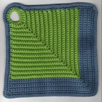 T0054 gehäkelt 2 Topflappen Baumwolle Handarbeit hellgrün grün jeansfarben Küche Bild 2