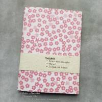 Notizheft: pinke Blüten auf rosa Untergrund ~ aus Designer- und Graspapier ~ 10,6 x 14,6 cm Bild 1