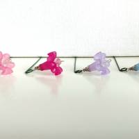 Kleine Blumenstecker mit hängender gekräuselter Blüte Bild 3