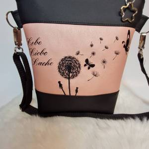 Kleine Handtasche Pusteblume weiss  Umhängetasche  rosa schwarze Tasche mit Anhänger Kunstleder Bild 2