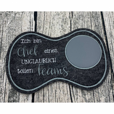 Geschenk für Chef - tolles Team - Büro - Glasuntersetzer - Tassenuntersetzer aus Filz - bestickt - grau - schwarz