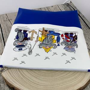 3 besondere Gnome, maritime Umhänge-Tasche aus Kunstleder mit passendem Schultergurt in weiß blau, bestickt Bild 6