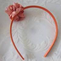 Festlicher Haarreif in Orange und Apricot mit romantischer Satinblume "Audrey" Bild 3