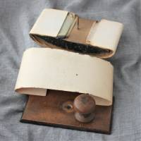 Tintenwippe aus Holz Vintage Tintenlöscher Bild 4