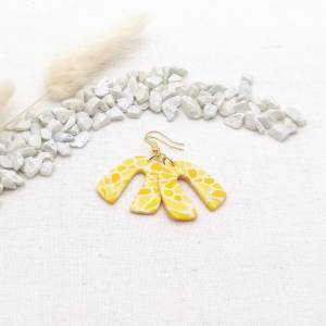große gelbe Ohrringe aus PolymerClay Bild 7