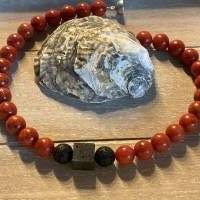 Traumhaft schöne handgefertigte Schaumkorallen Kette in Kombination mit Lavastein,Extravagante rote Perlenkette Bild 2