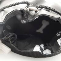 Gassibag mit Kotbeutelspender Gassitasche personalisiert aus Softkunstleder Fb. schwarz Herz mit Pfote Bild 4