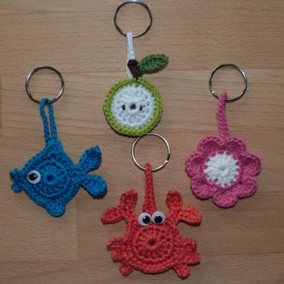 Häkelanleitung Schlüsselanhänger mit Chiptäschchen, 4 Motive, pdf-Datei