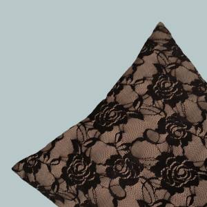 Kissenbezug Spitze Rosen in schwarz beige. Geschenke für Frauen. Eine Kissenhülle 40x40 cm ohne Kissenfüllung ist im Lie Bild 4