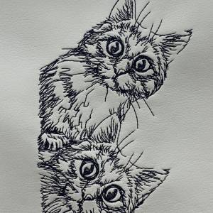 Tasche Handtasche Umhängetasche Milow aus tollem Kunstleder handmade bestickt mit zwei Katzen beige schwarz Bild 2