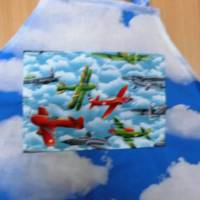 Kinderschürze Schürze Kochschürze Werkenschürze Motiv Flugzeuge - Gr. 104 - 116 -Geschenkidee Einschulung oder Kita Bild 2