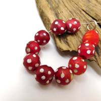 10 alte rote Skunk Perlen mit weißen Punkten - hellrote venezianische Handelsperlen Bild 1