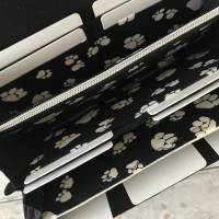 Geldbörse Geldbeutel Geldtasche Kunstleder bestickt Hundeknochen Pfoten schwarz weiß Bild 6