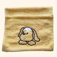 kuschelweiches Handtuch bestickt mit kleinen Tieren, Blickfang für jedes Bad, Baumwolle,gelb mit einem kleinen Hund Bild 2