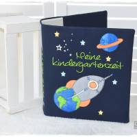 Kindergartenordner, Portfolio, Ordnerhülle mit Rakete, Planeten und Sterne, personalisierbar Bild 3