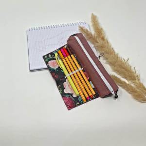 personalisiertes Federmäppchen Schule - rot - Stiftemäppchen mit Namen Gummiband, Geschenk Studentin, Mäppchen Mädchen m Bild 1