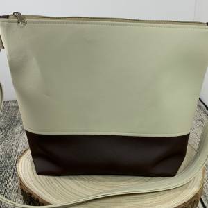 Alpenliebe Tasche Milow beige/braun Handmade bestickt - aus Kunstleder mit passendem Schultergurt - Tasche - Handtasche Bild 4