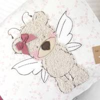 Personalisiertes Kissen zur Geburt oder Taufe, mit Schmetterlings Teddy Bild 3